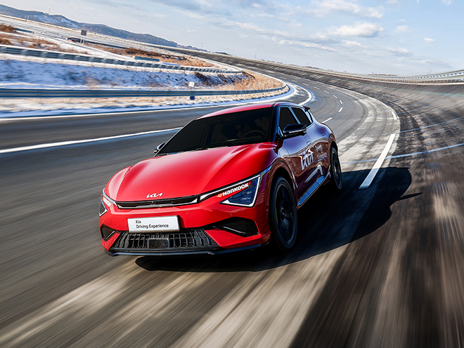 빨간색 차량 탑승 체험