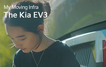EV3 후면에서 책을 읽는 사람 이미지
