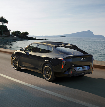 The Kia EV4 GT 후면 디자인