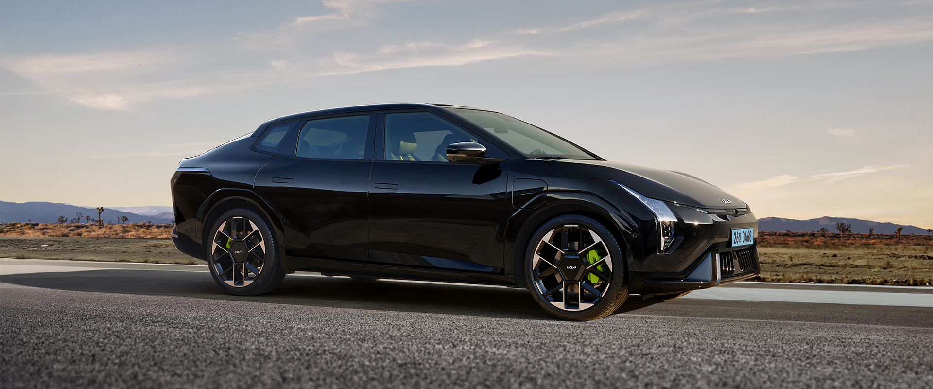 The Kia EV4 GT 외장 측면부