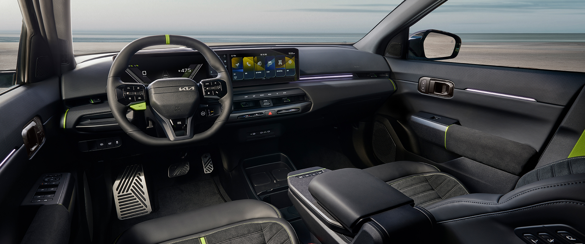 The Kia EV4 GT 내장 전면