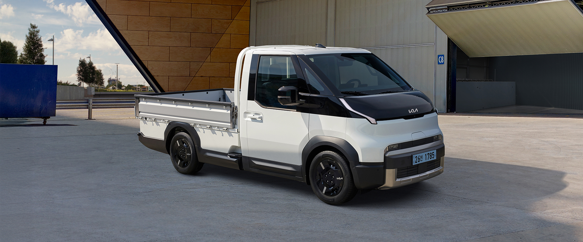 담백한 실루엣, 확실한 기능