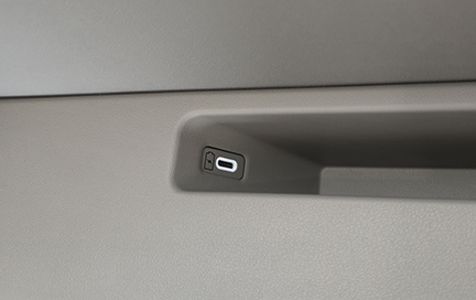 C타입 USB 단자(3열 사이드트림)