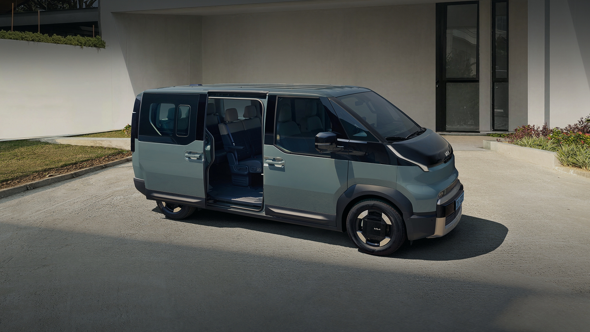 The Kia PV5 패신저